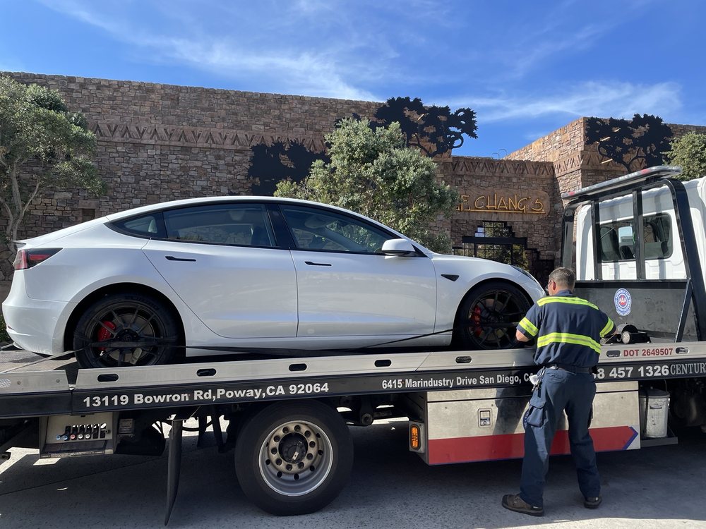 Vehicle recovery service in San Diego