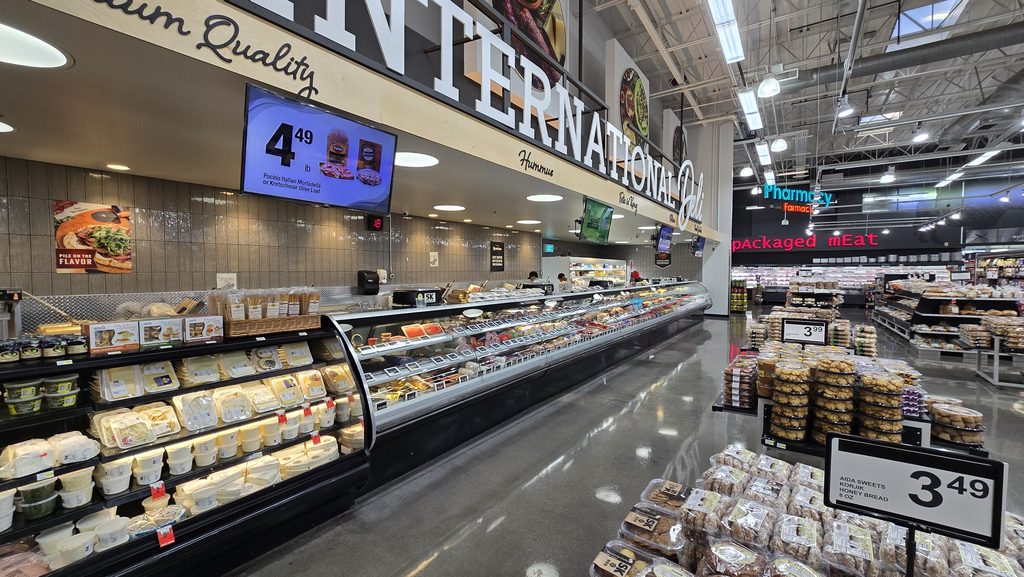 cheap supermarket in Los Angeles