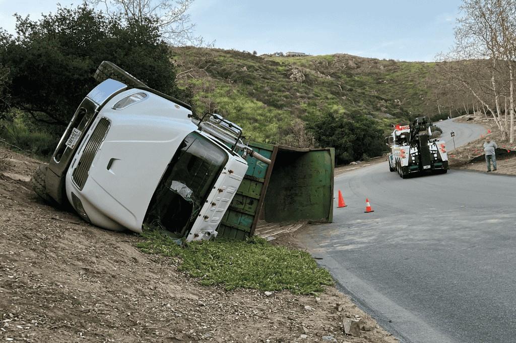 Heavy-duty-tow-truck-service