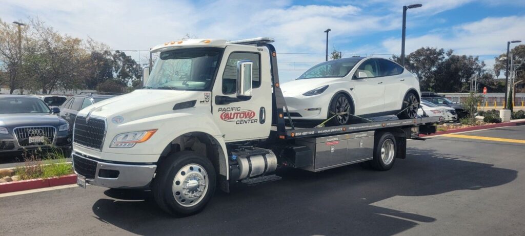 Local towing services in San Diego
